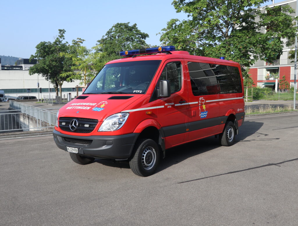 Personentransportfahrzeug 2