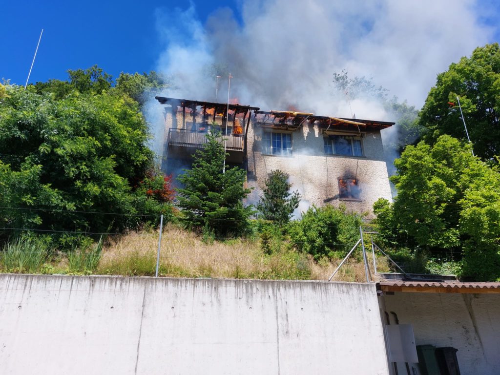 Wohnhaus in Brand geraten